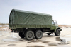 Dongfeng ခြောက်ဘီးယက် EQ2100 Off-road Truck_6*6 3.5 T Classic Army Green Long Head Truck with Tarpaulin Pole with sale_Dongfeng 245 Diesel Troop Carrier Export အထူးယာဉ် 