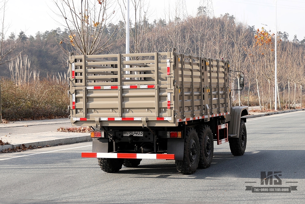 170 hp Dongfeng EQ2082 Barn Truck_ခြောက်ဘီးလမ်းကြမ်းအထူး Truck_6WD Double Glass 240 2.5T ထရပ်ကား_All-wheel Drive 25Y ထရပ်ကား တင်ပို့သည့် အထူးယာဉ်