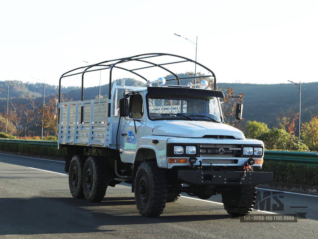 EQ2082 Dongfeng 6WD Tip CakTrucks 6x6 လမ်းကြမ်းထရပ်ကားများ Off.road လမ်းထွက်အတွက်သာ ယာဉ်များ