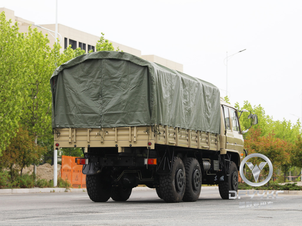 Donggfeng EQ2102n Off-Road Truck ကား - 210hp double-Row ကုန်တင်ယာဉ် | ပို့ကုန်မော်ဒယ် | Tarpaulin နှင့်အတူလေအေးပေးစက်
