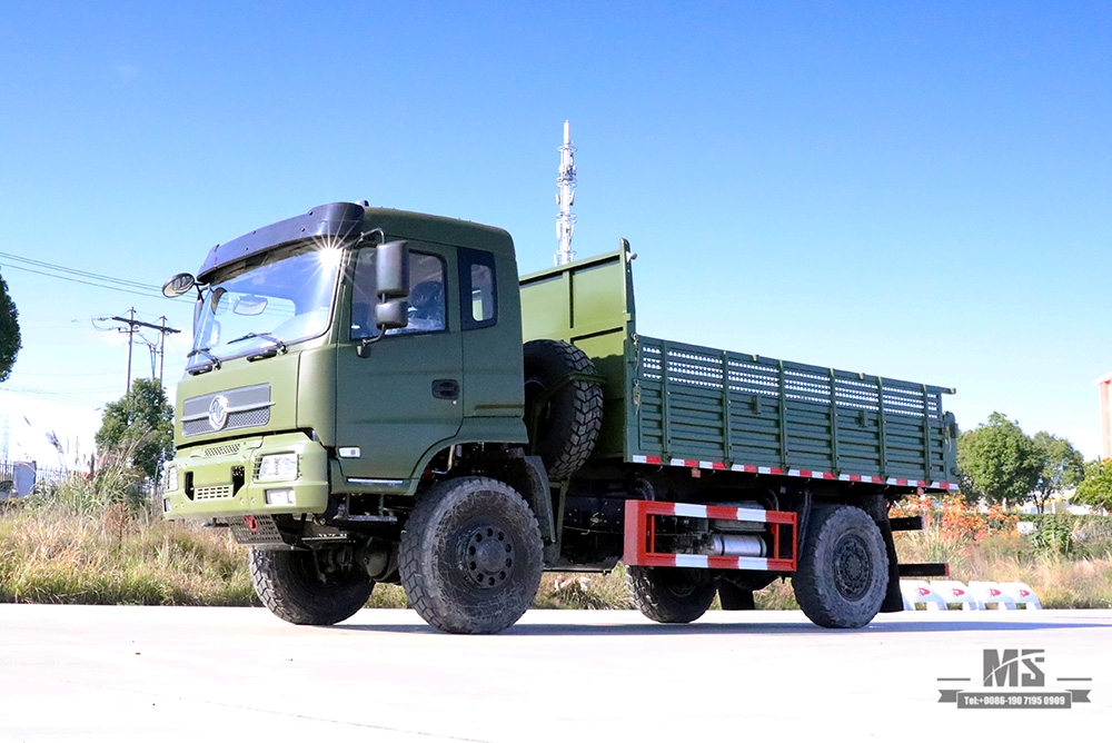 190hp Dongfeng လေးဘီးယက် လမ်းမပေါ်ထရပ်ကား_Dongfeng 4*4 2.5T Flat Head Row Half Cargo Truck_4WD Export အထူးယာဉ်