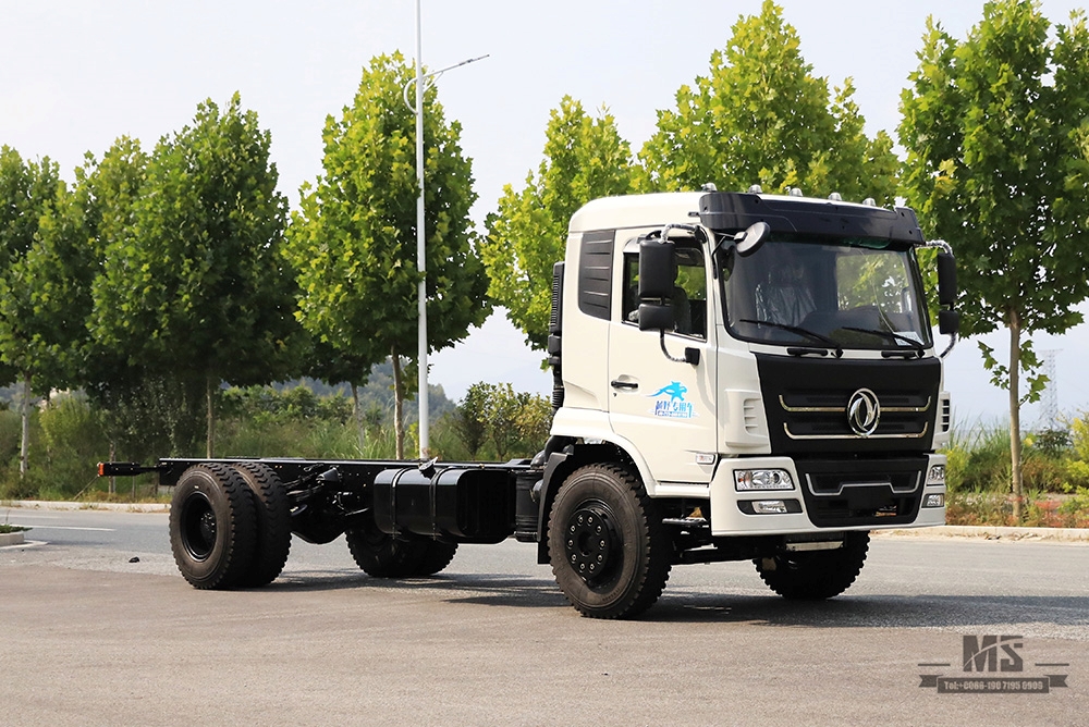 Dongfeng 4×2 ထရပ်ကား တပ်ဆင်ထားသော ကရိန်းကိုယ်ထည် 266hp အသစ် Flathead Cabin Row တစ်ဝက်ကိုယ်ထည်နှင့် Truck Crane Export အထူးကိုယ်ထည်