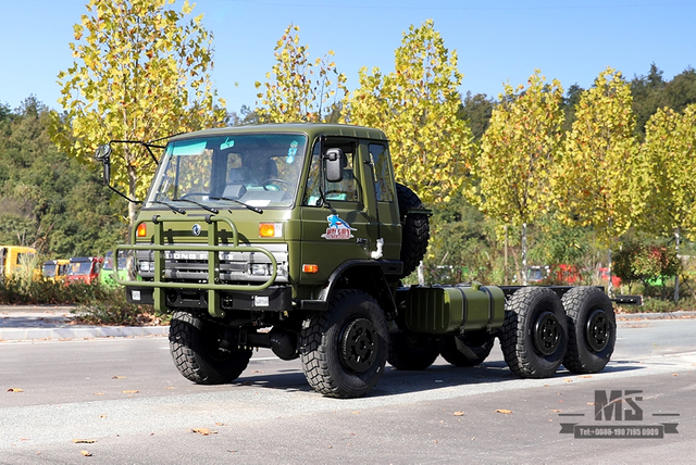 190hp Dongfeng EQ2102 ခြောက်ဘီးယက် Chassis_6×6 Army Green 153 တစ်တန်းနှင့်တစ်ခြမ်း Cab Off Road Chassis_Dongfeng Truck Chassis Export Special Truck Chassis