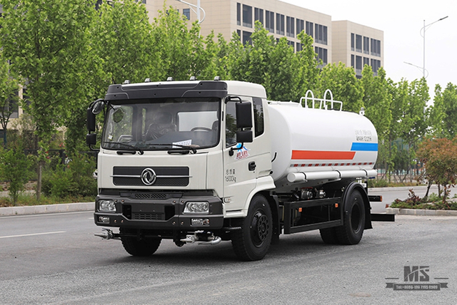 210 HP Dongfeng 4*2 Greening Sprinkler Truck _ Water Sprinkler Truck_Dongfeng Water Tanker Truck_ Export အထူးထရပ်