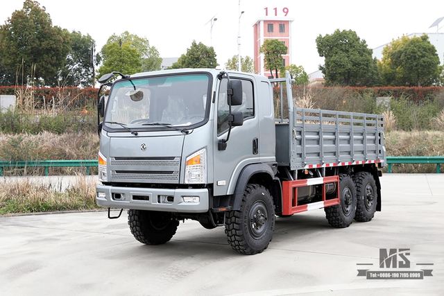 Dongfeng ခြောက်ဘီးယက်ခေါင်းပြား AWD ထရပ်ကားဖွဲ့စည်းမှု_6×6 190HP လမ်းကြမ်းအပေါ့စား ထရပ်ကား ထုတ်လုပ်သူ_6*6 အထူးယာဉ် တင်ပို့ခြင်း