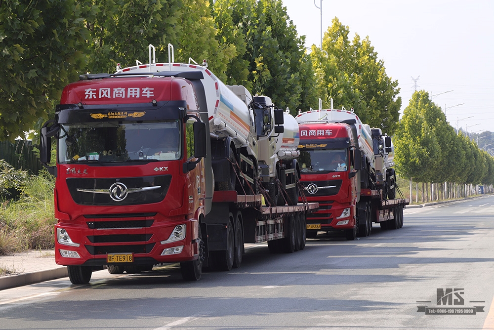 Dongfeng 4x2 ရေဖျန်းထရပ်ကား တင်ခြင်းနှင့် သင်္ဘောတင်ခြင်း။