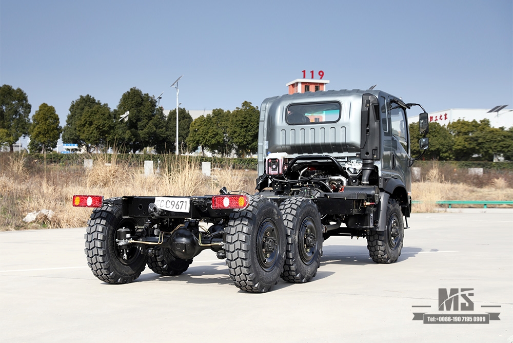 Dongfeng EQ2082 Chassis 6*6 Truck Flathead Chassis ပြုပြင်မွမ်းမံမှု_ 6WD Chassis 'Bobcat' ခြောက်ဘီးယက် Chassis ပြင်ဆင်မှု_ တင်ပို့ခြင်း အထူးယာဉ်ကိုယ်ထည် ထုတ်လုပ်သူ