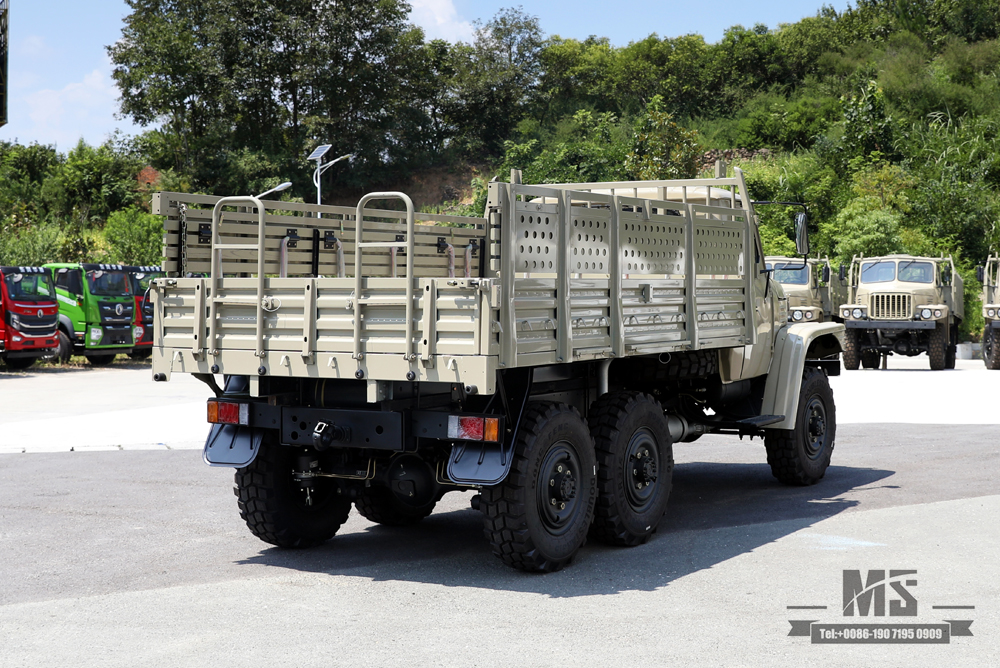 Camel Grey EQ2082 Truck_Dongfeng 170 hp ခြောက်ဘီးယက် 240 Off-road Truck_Pointed Head Double Glass Transport Vehicle_6×6 25Y Export အထူးထရပ်