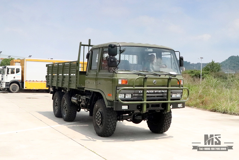 Dongfeng ခြောက်ဘီးယက် EQ2102 Off Road Truck_6×6 Army Green Double Row 153 Cab Cargo Truck 6WD သယ်ယူပို့ဆောင်ရေး Truck_ Export အထူးယာဉ်