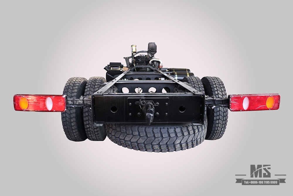 Dongfeng 4*2 Greening Sprinkler Truck Chassis _Dongfeng 210 HP Flat Head Water Sprinkler Truck Chassis_Dongfeng Water Tanker Truck Chassis _ Export Special Truck Chassis