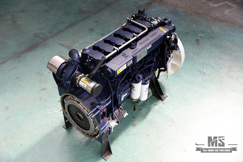 Weichai 350 hp အင်ဂျင် Dongfeng 6*6 သုံးဘီးတပ် အကြီးစား ထရပ် အထူးအင်ဂျင်