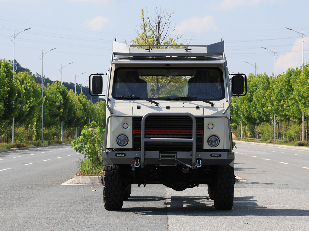 6×6 Chassis_6*6 170HP ရှေ့ပြေးပုံစံ ယာဉ်ခြောက်ဘီးယက် ကိုယ်ထည်_ အထူးထုတ်ကုန် ကိုယ်ထည် 