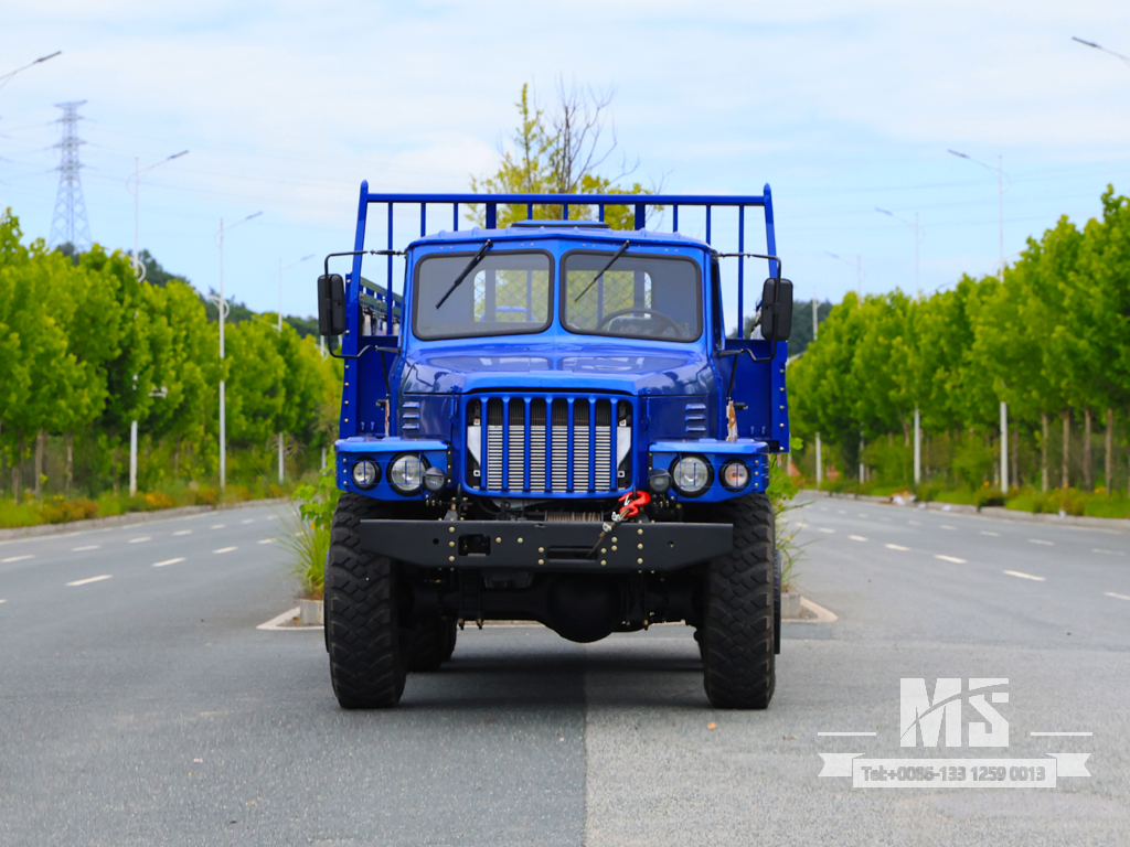 Export-Only Dongfeng 10-Ton Six-Wheel Drive Long Nose Cargo Truck တွင် HP အင်ဂျင် 190 တပ်ဆင်ထားသည်။