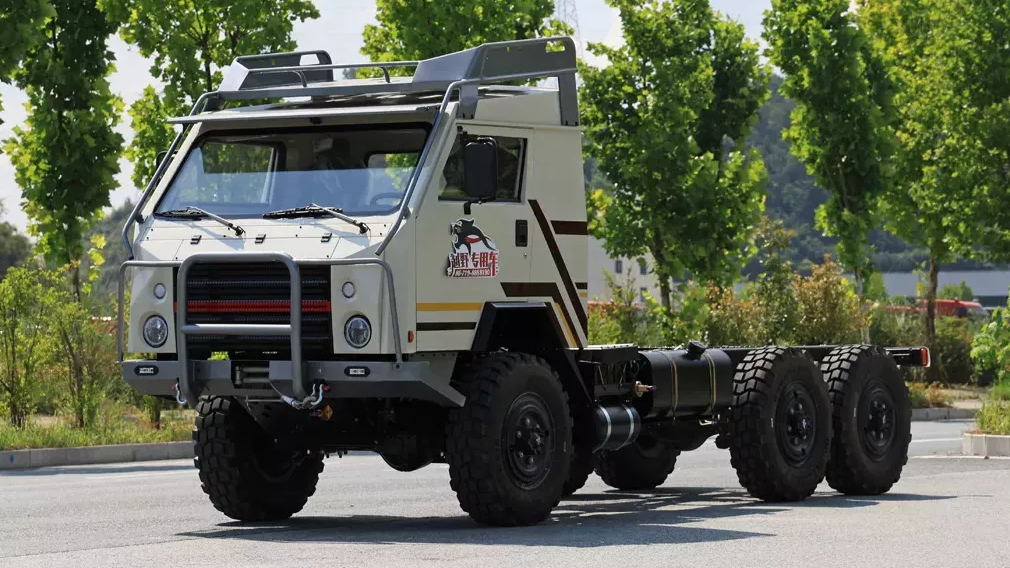 6×6 Off-Road Prototype Chassis အသစ်ကို ဖြန့်ချိခဲ့သည်။